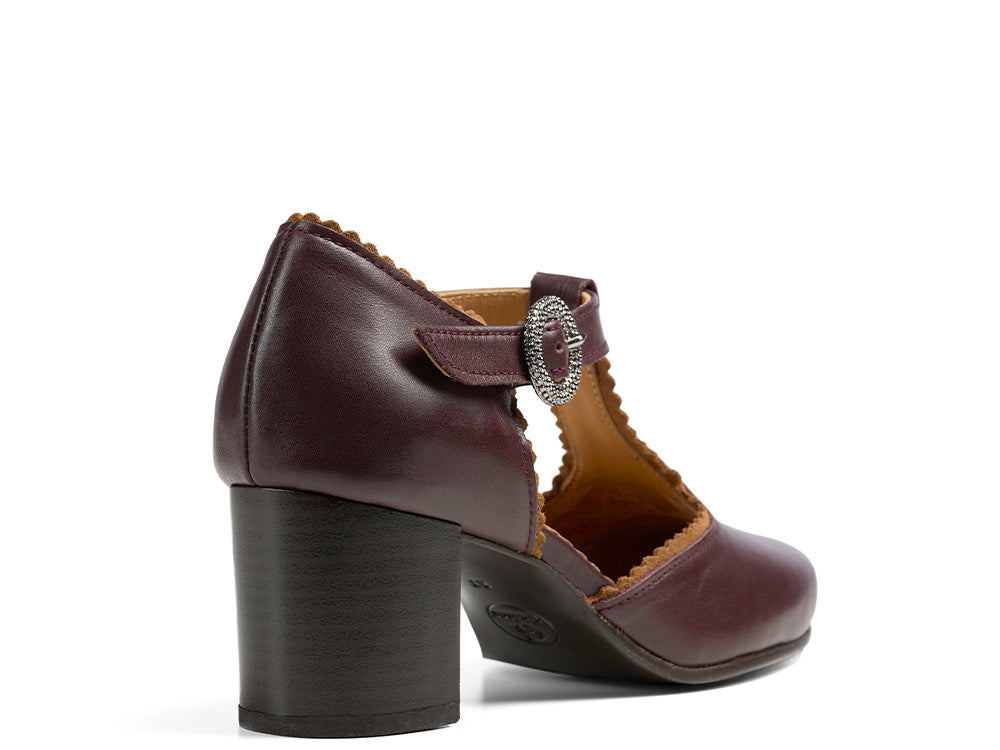 THERES rotbraun/cognac