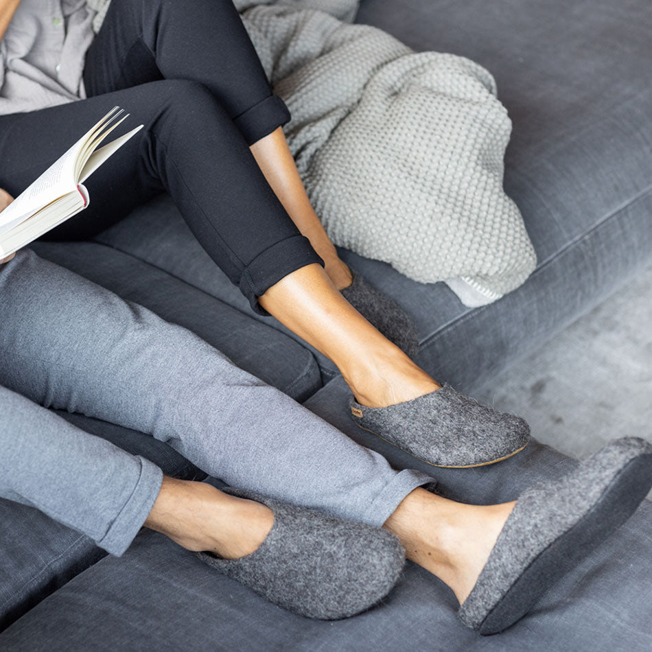 Filz Hausschuhe Ledersohle  Steinschafgrau