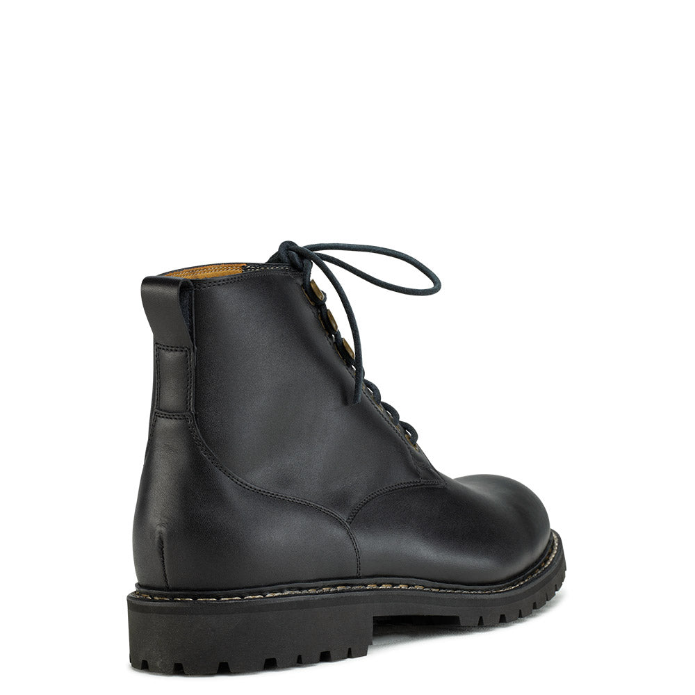 OBERSTDORF / schwarz